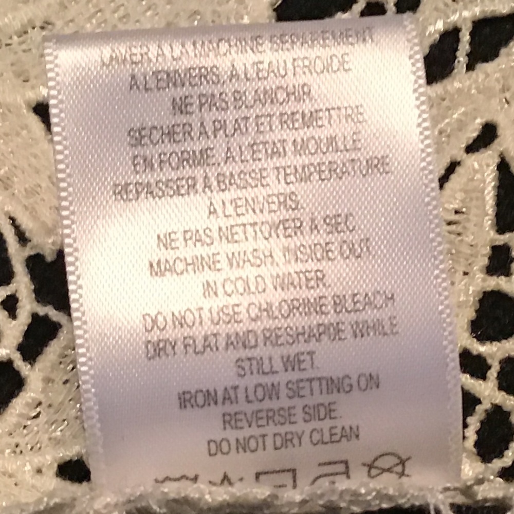 Peek a boo lace sweater - Picture 8 of 8
